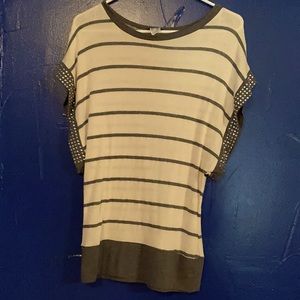 Beautiful rhinestone Venus short sleeved sweater